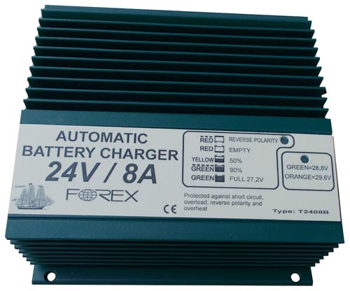 Akkumulator-tolto-24V-8A-3-polusu-csatl