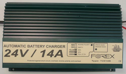 Akkumulator-tolto-24V-14A