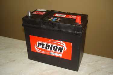 Perion  12V  45 Ah jobb + vékony autó akkumulátor ázsia